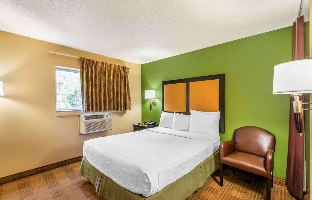 Extended Stay America Select Suites - Chesapeake - Churchland Blvd Номер фото