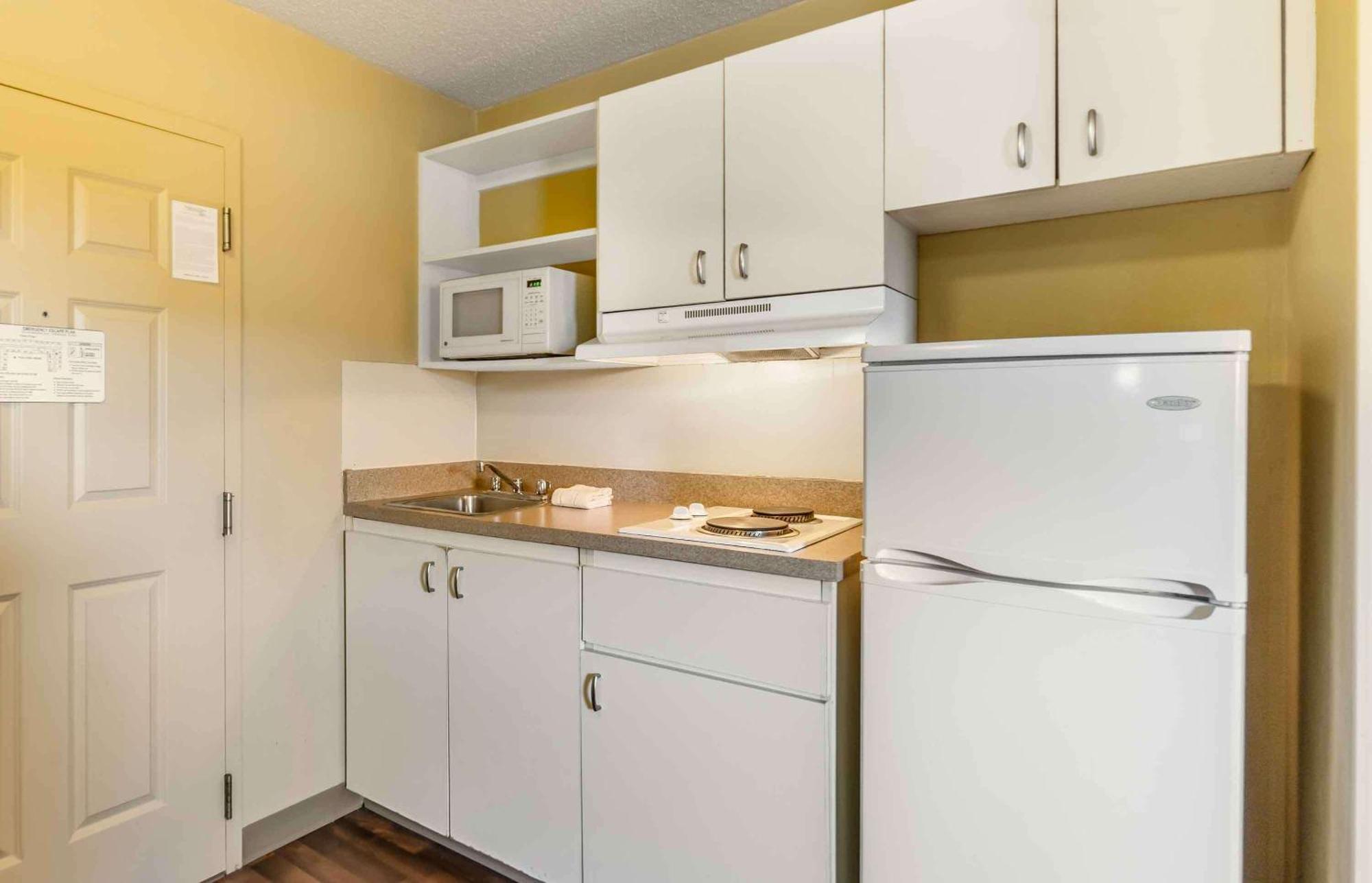 Extended Stay America Select Suites - Chesapeake - Churchland Blvd Экстерьер фото