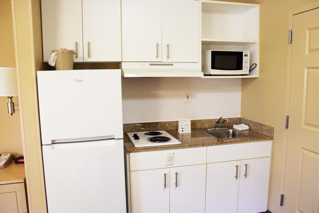 Extended Stay America Select Suites - Chesapeake - Churchland Blvd Экстерьер фото